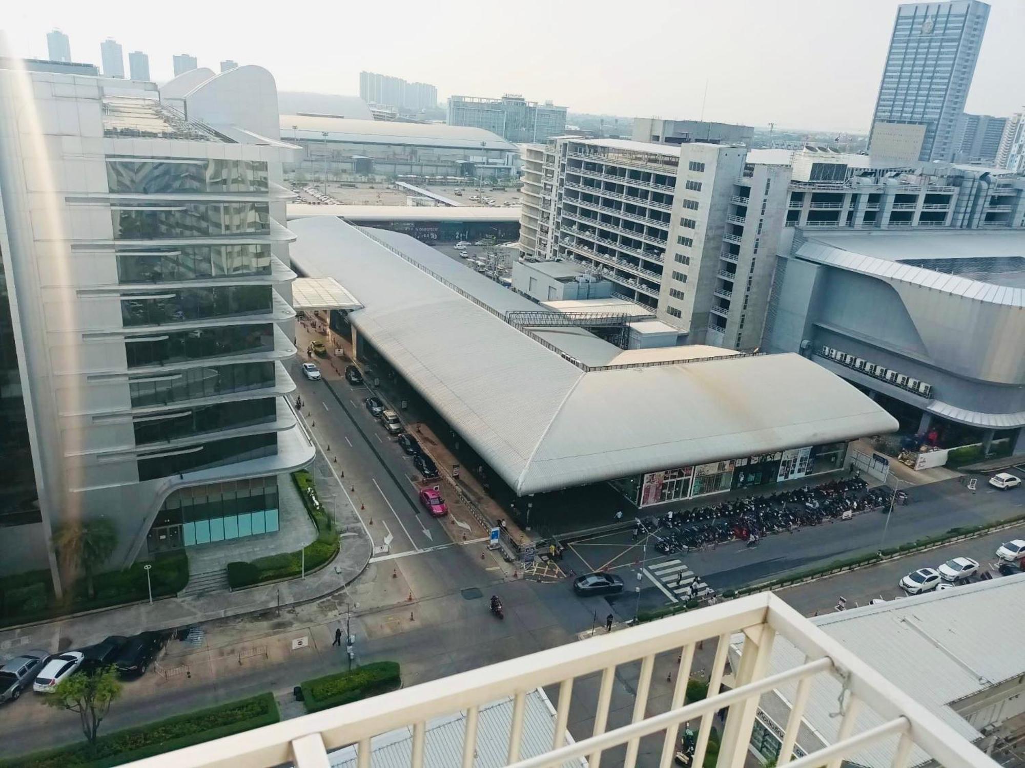 Muangthong C3,C4Near Impact Apartment Nonthaburi Ngoại thất bức ảnh