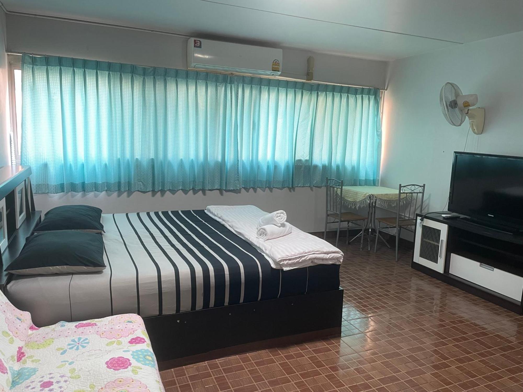 Muangthong C3,C4Near Impact Apartment Nonthaburi Ngoại thất bức ảnh