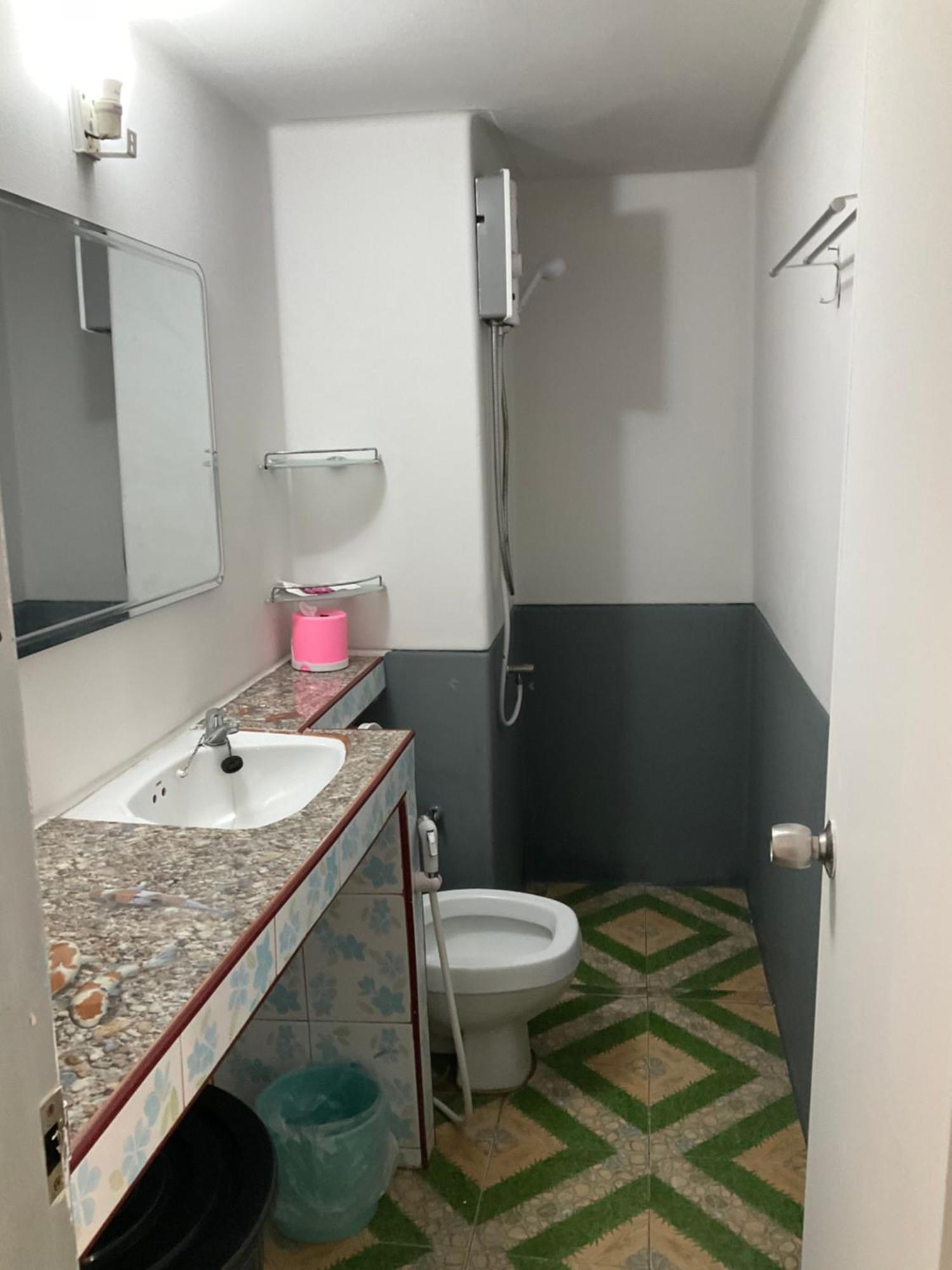 Muangthong C3,C4Near Impact Apartment Nonthaburi Ngoại thất bức ảnh