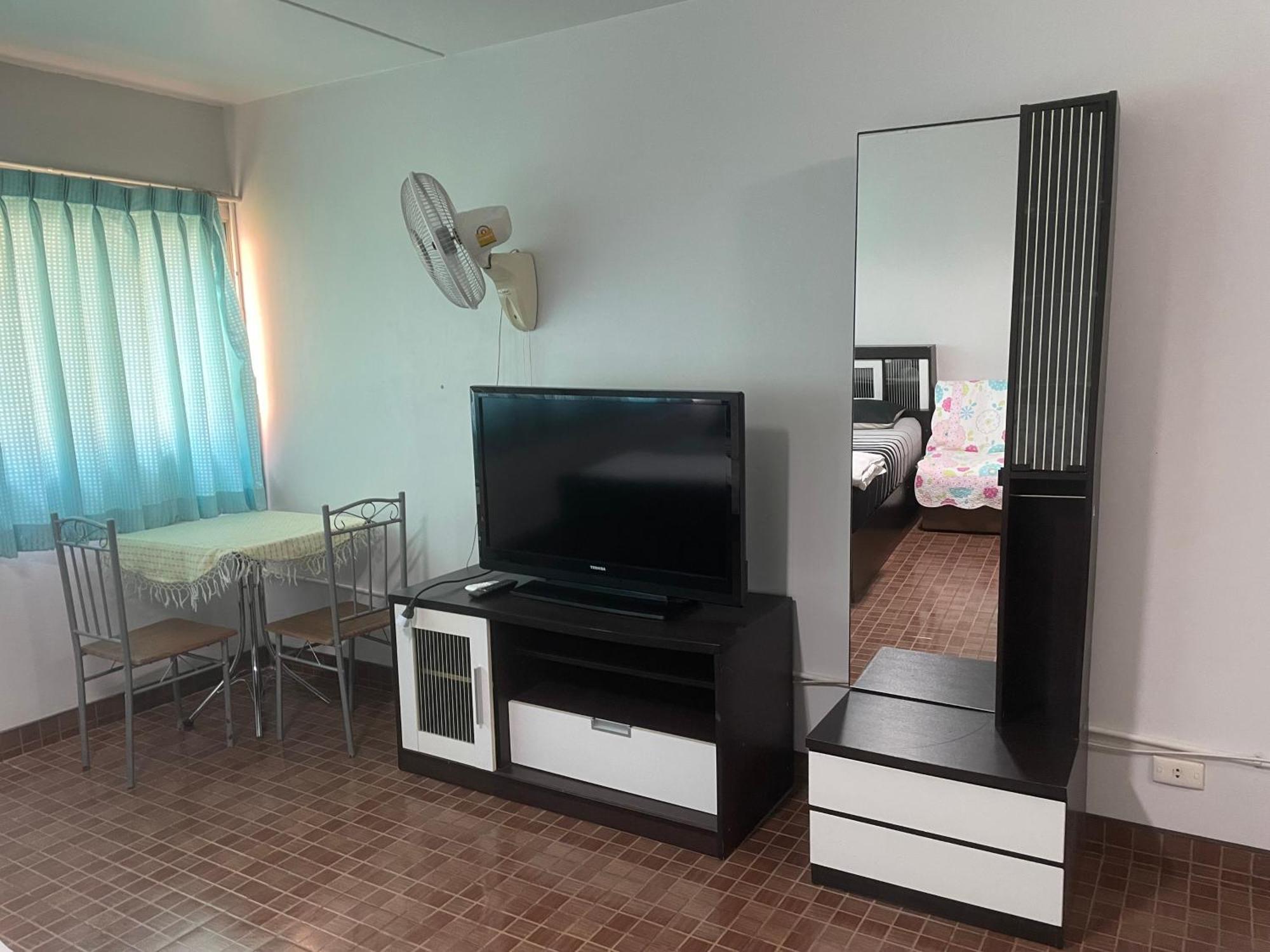Muangthong C3,C4Near Impact Apartment Nonthaburi Ngoại thất bức ảnh